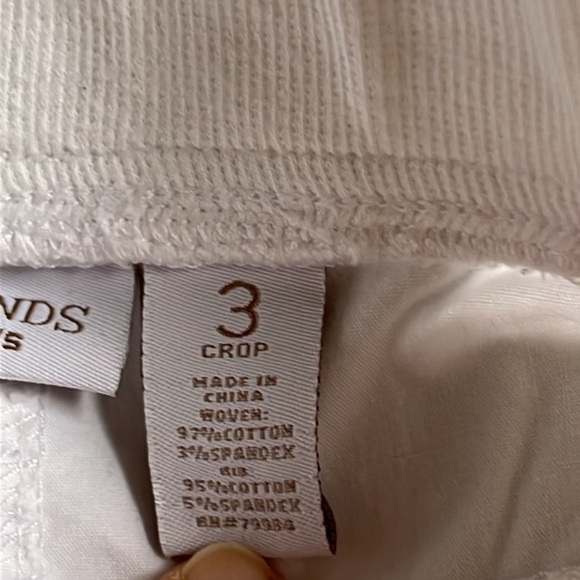 Weekends by Chico’s Capris - Picture 7 of 12